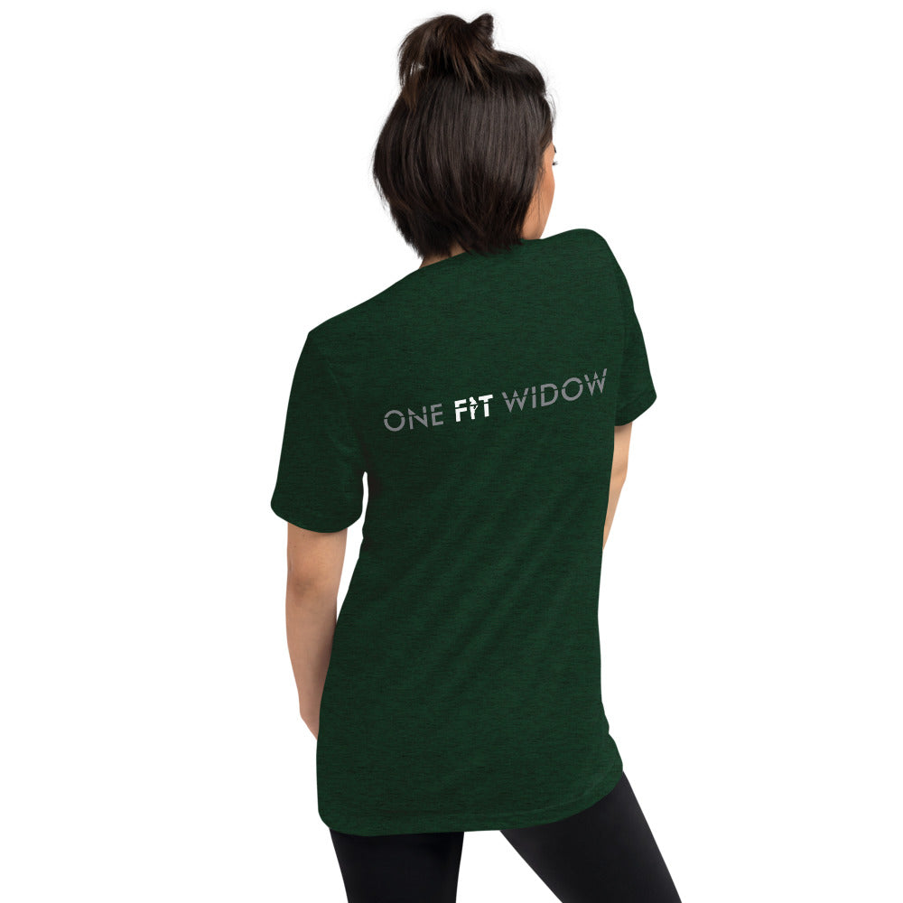 I AM STRONG! Short sleeve t-shirt