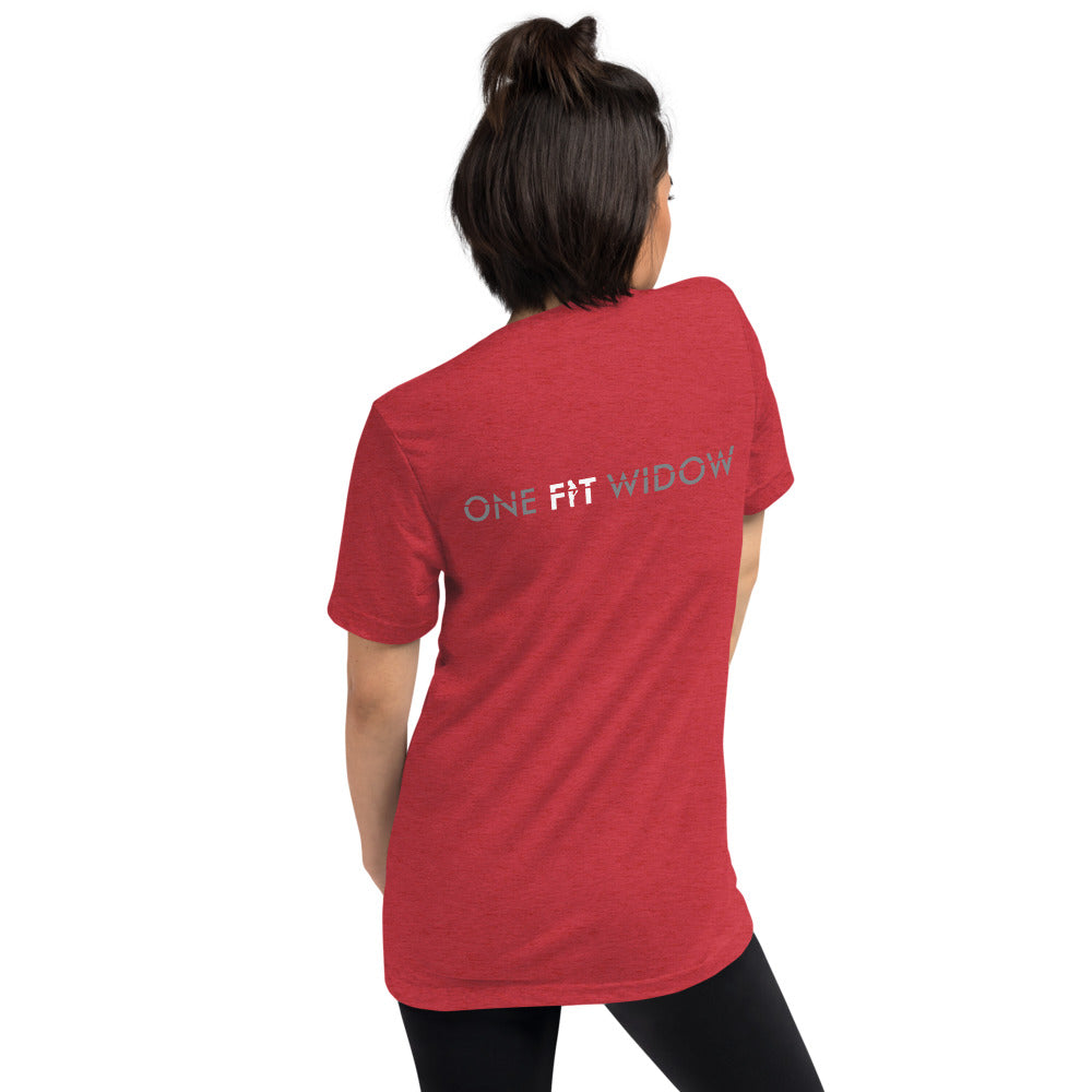 I AM STRONG! Short sleeve t-shirt