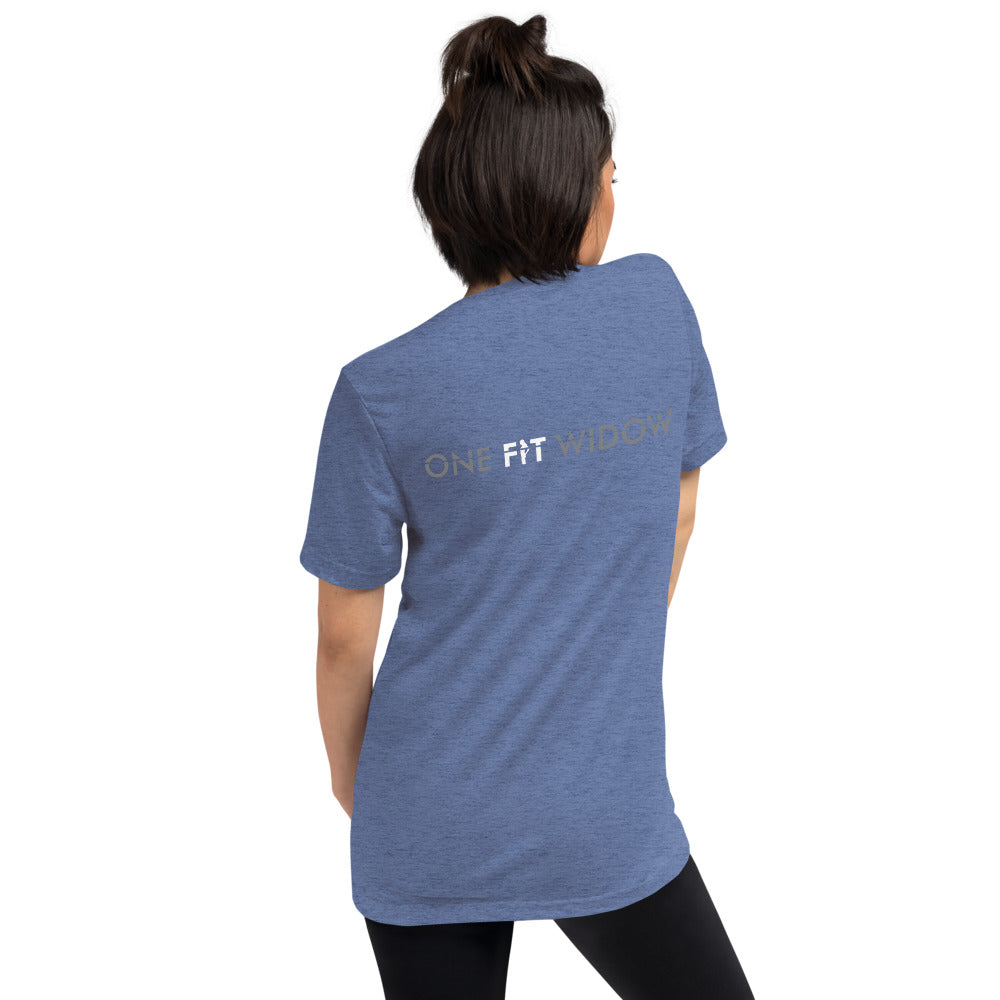 I AM STRONG! Short sleeve t-shirt