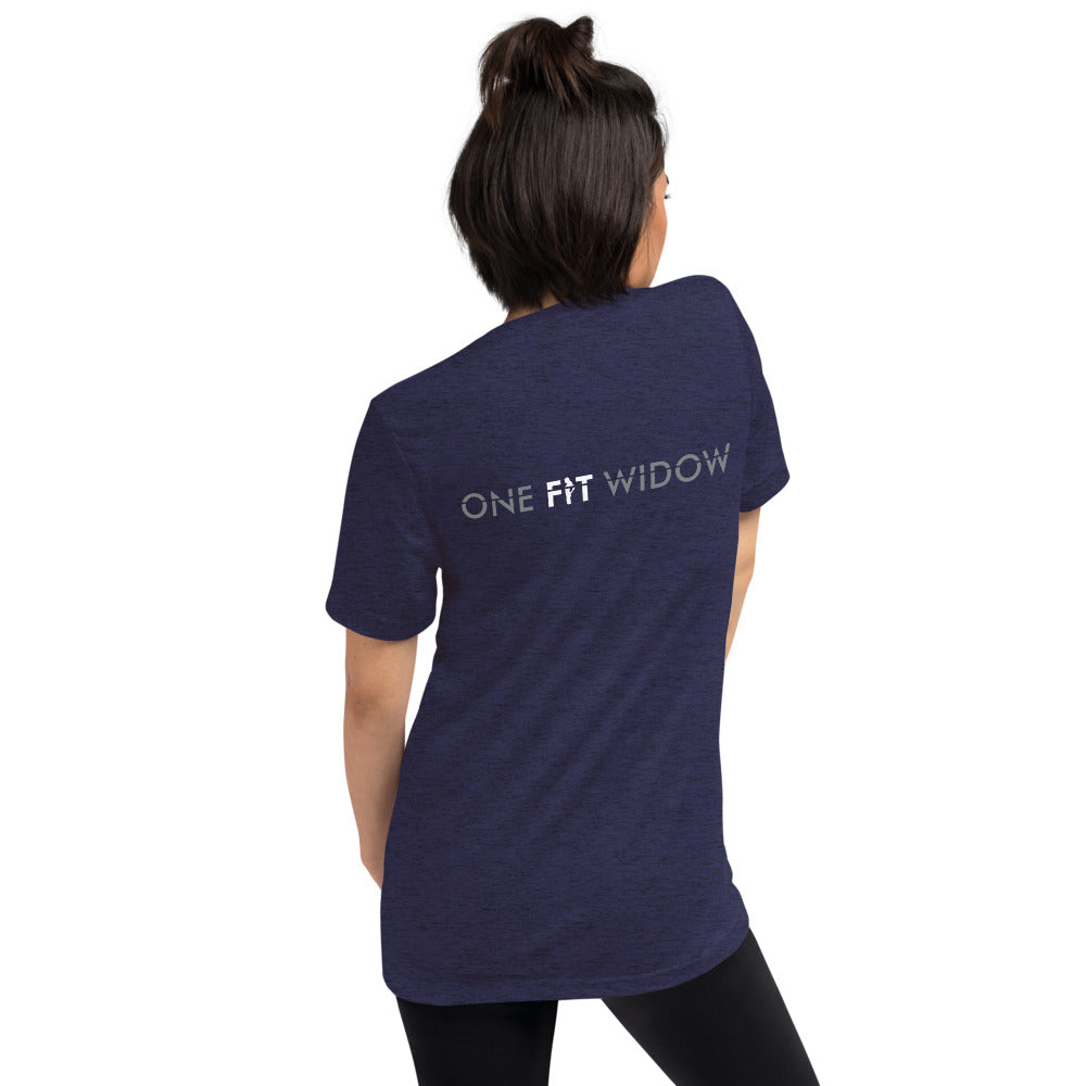 I AM STRONG! Short sleeve t-shirt