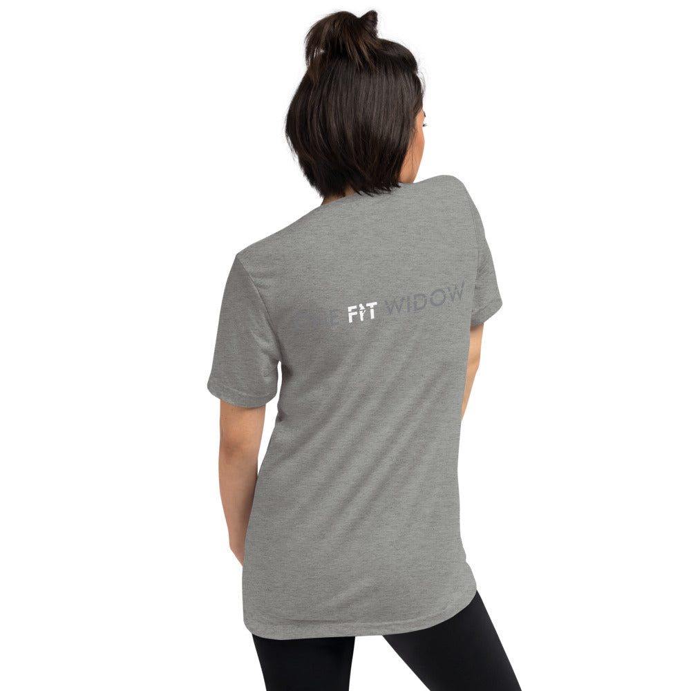 I AM STRONG! Short sleeve t-shirt