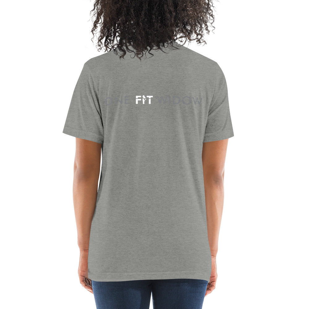 I AM ONEFITWIDOW! Short sleeve t-shirt