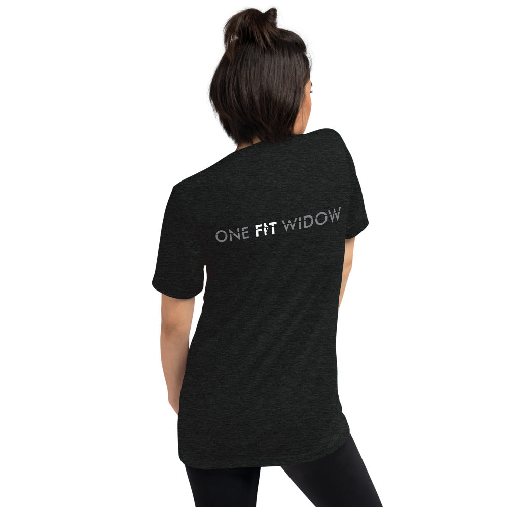 I AM STRONG! Short sleeve t-shirt